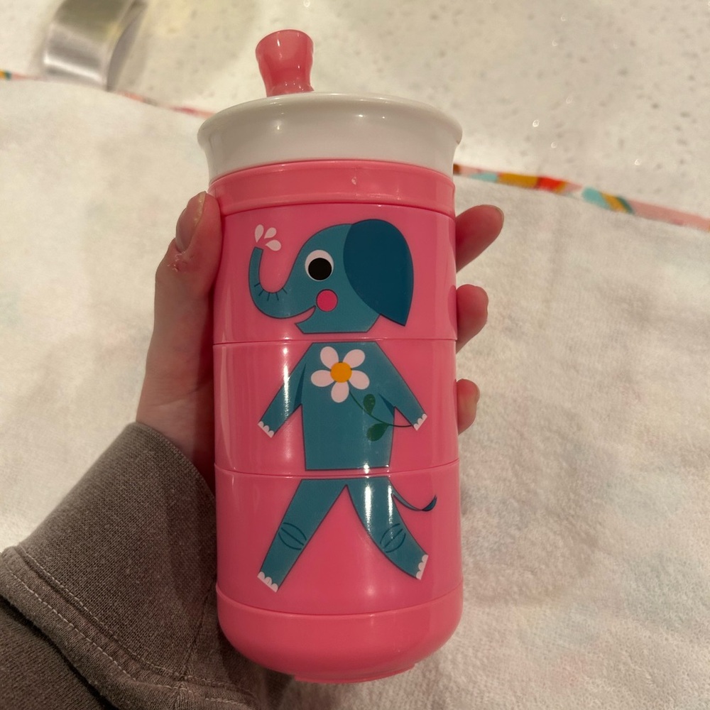 MUNCHKIN TWISTY MIX & MATCH ANIMAL SIPPY CUP - Picture 3 of 6